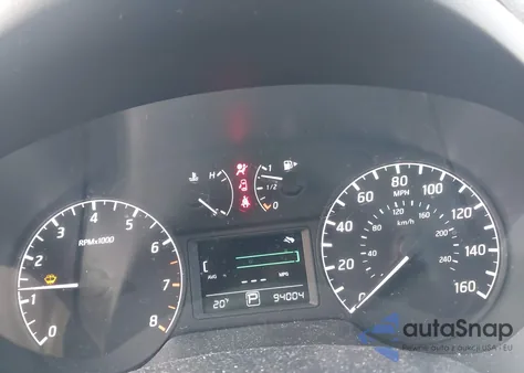 2015 Nissan Sentra S z USA, uszkodzony, nr VIN 3N1AB7AP4FY348730